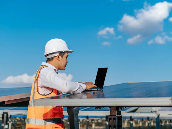 Real Time Solar Plant Monitoring