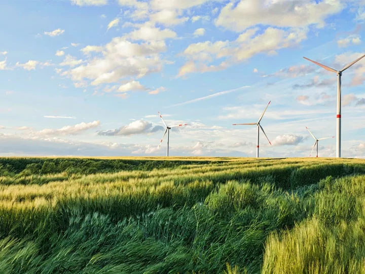 Electricity Generation with Wind Energy